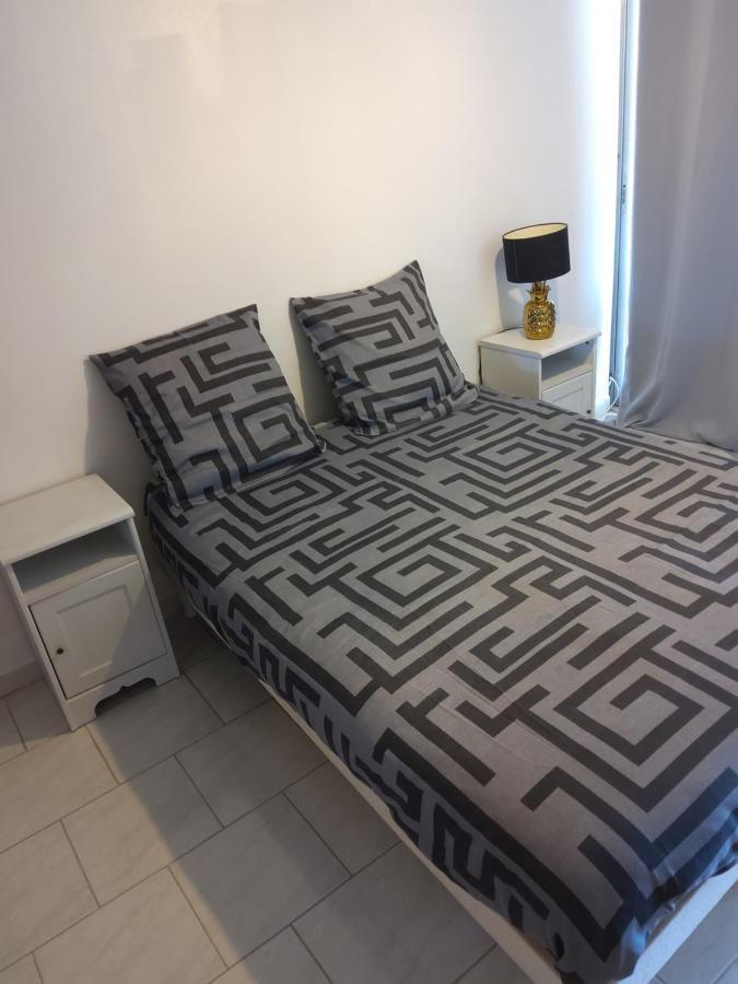 Grand T2 Vue Mer Apartment La Ciotat Exterior photo